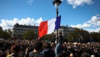 Macron’un teklifi yetmedi. Fransa’da liselilerden yeni eylem çağrısı