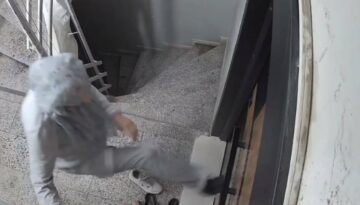 Manisa’da komşu dehşeti: Kapıyı tekmeledi, 3 gün sonra yine aynı adrese gitti