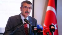 MEB’den Meta’ya dava hazırlığı. Bakan Tekin: İçerikleri çocuğun erişemeyeceği şekle sokun