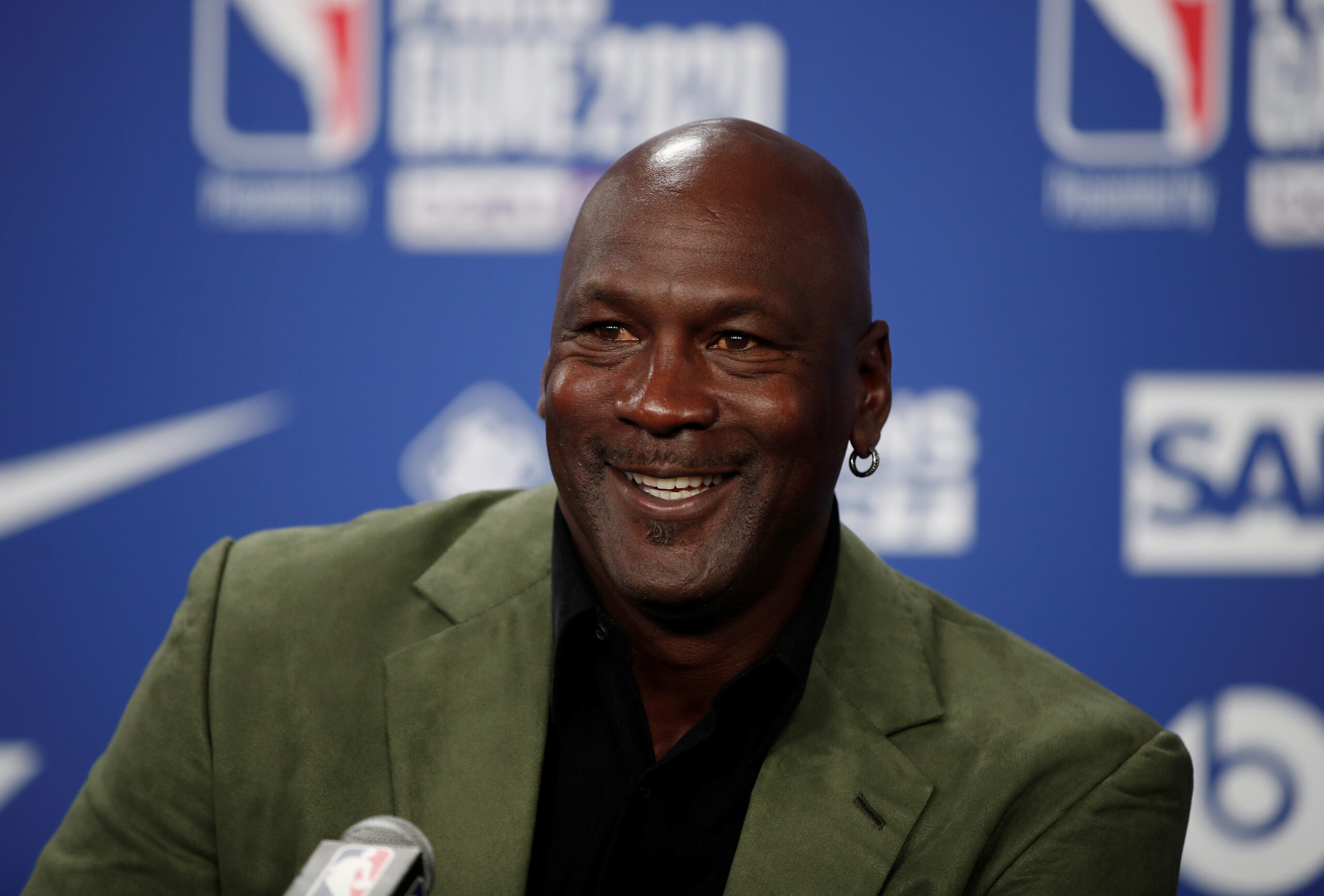 Michael Jordan’ın “Son Dans”taki forması, 12 milyon 260 bin dolara satıldı