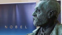 Nobel Tıp Ödülü açıklandı. Üç bilim insanı 1,2 milyon doları paylaştı