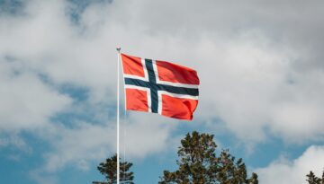 Norveç Varlık Fonu 30 milyar dolar zarar açıkladı. Yöneticisi ”teknoloji hissesi” uyarısı yaptı