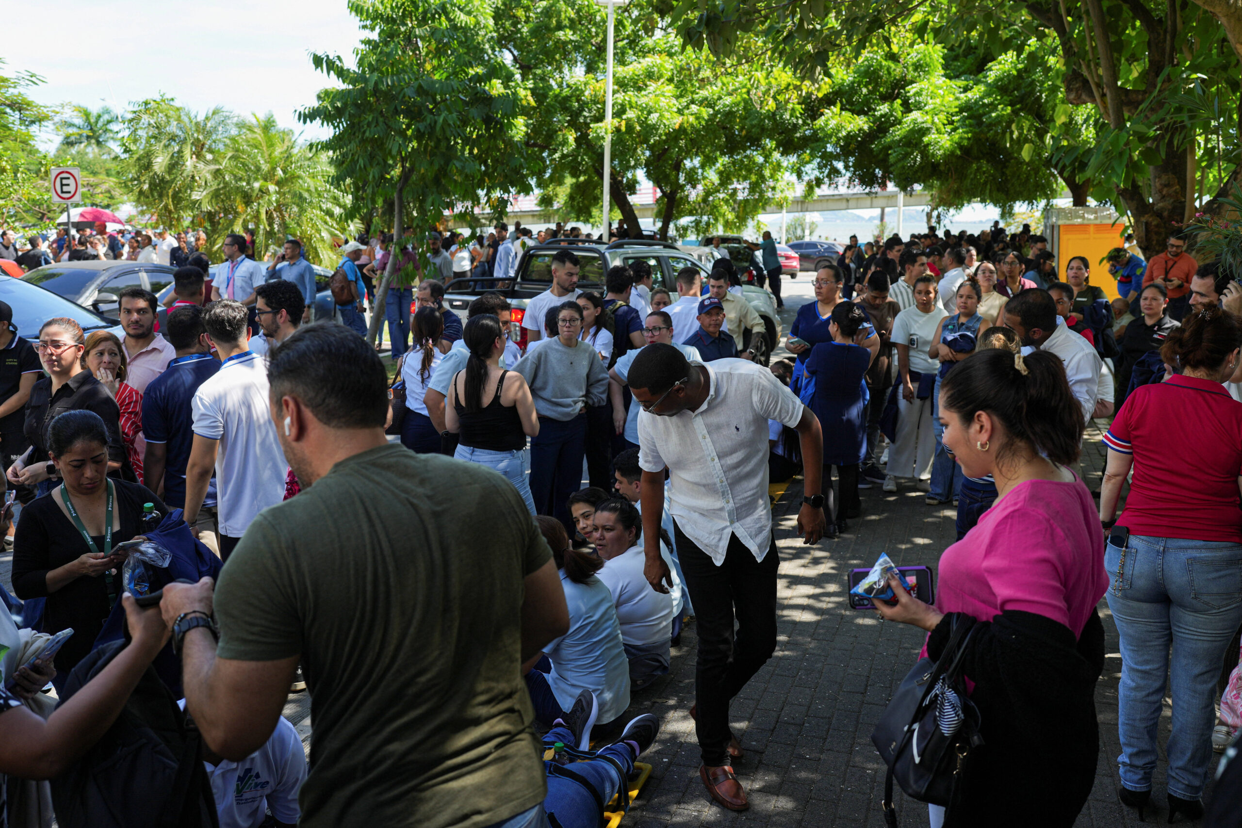 Panama’da 7,7 büyüklüğünde deprem. Tsunami alarmı verildi