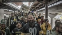 Paris’te NFL heyecanı. 80 bin sporsever Stade de France’a akın etti