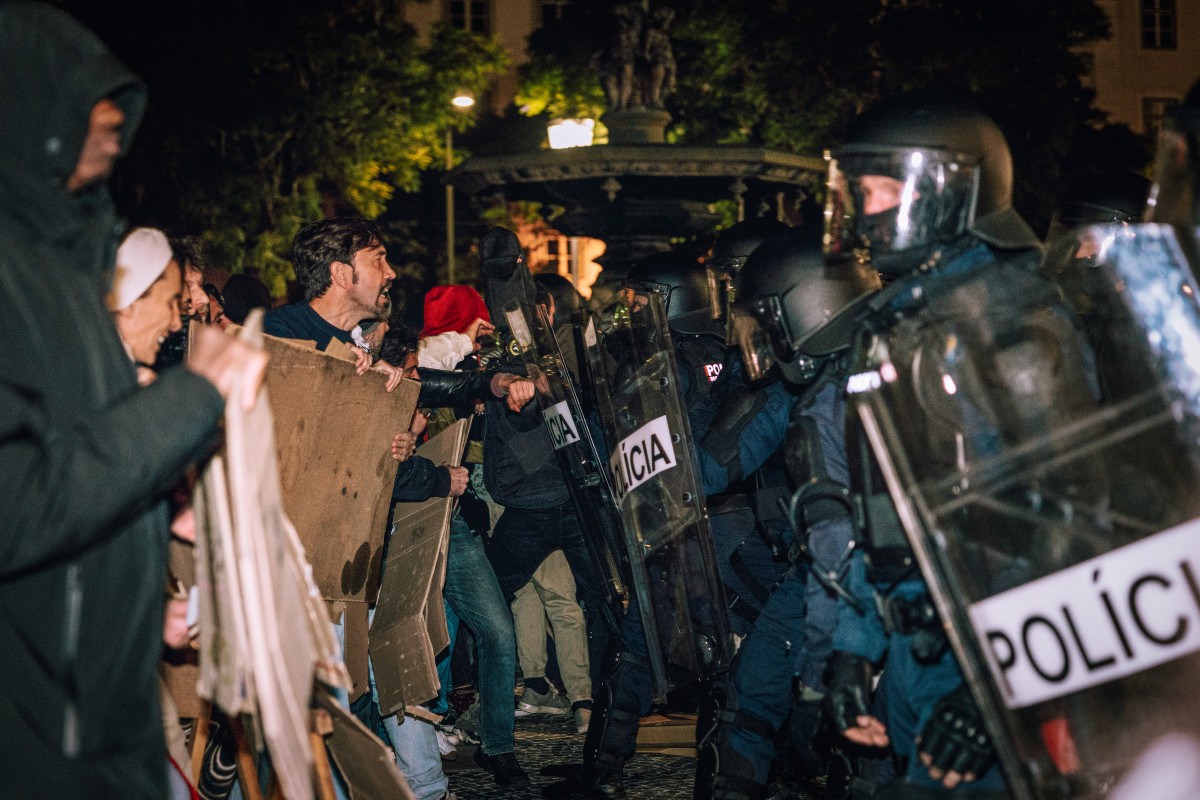 Portekiz’deki konut krizi eylemlerine polis müdahale etti. Göstericilerin kampları dağıtıldı
