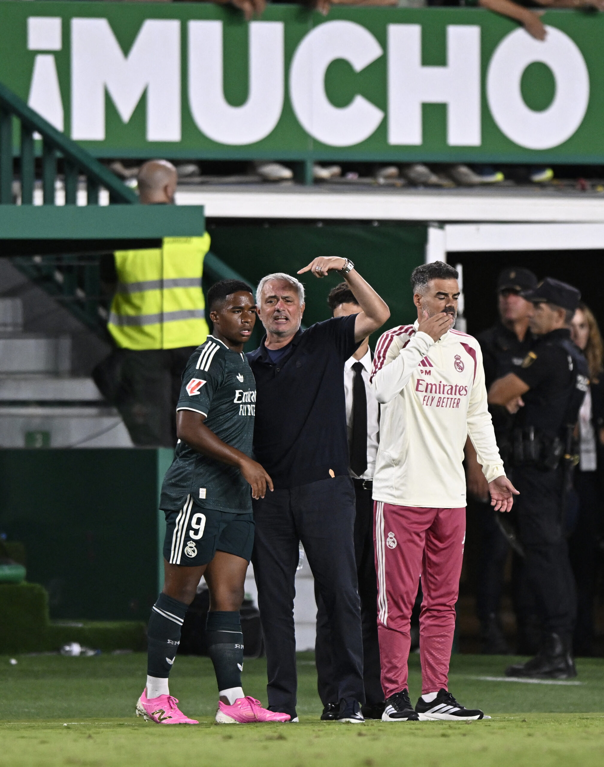 Real Madrid’in Brezilyalı yıldızı Mourinho yüzünden ayrılık aşamasında