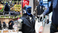 Robot zabıta esnaf denetimine çıktı: Pastırma ikram ettiler, güldüren diyaloglar yaşandı