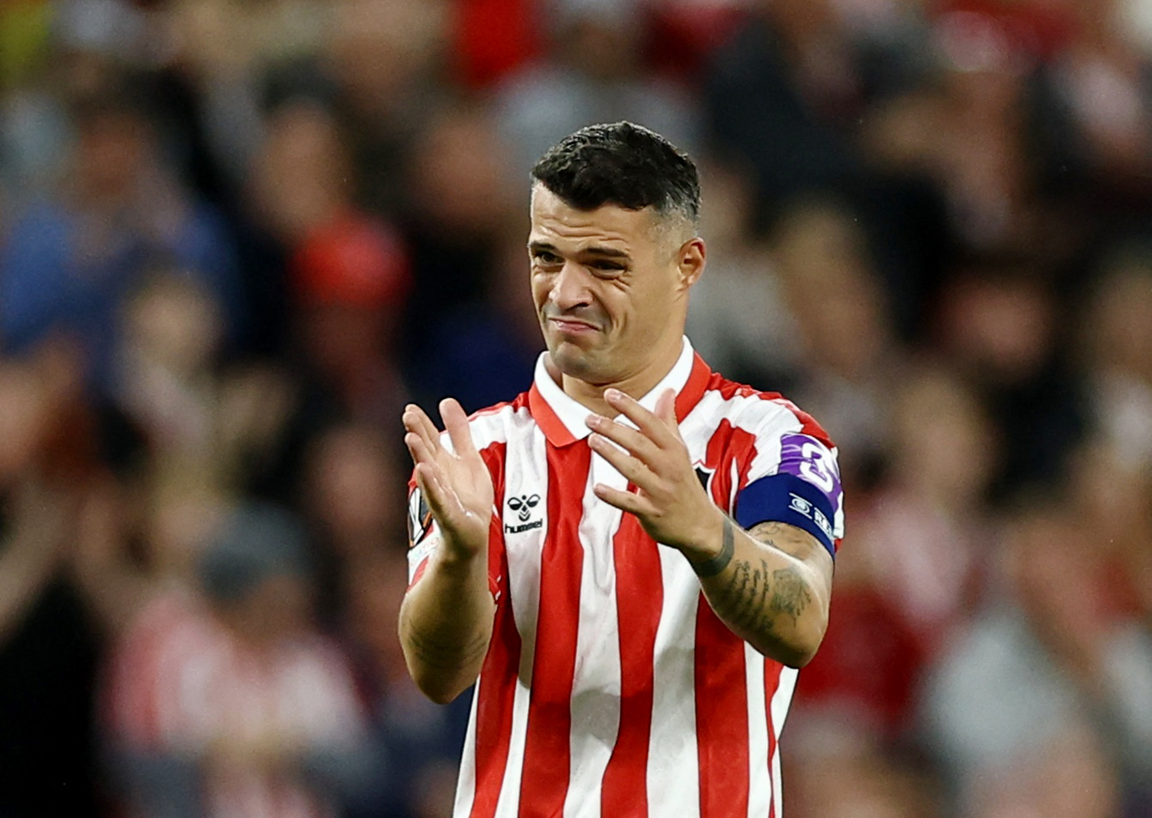 Sahte aşı sertifikası aldığını itiraf eden Xhaka’ya 150 bin İsviçre Frangı ceza kesildi
