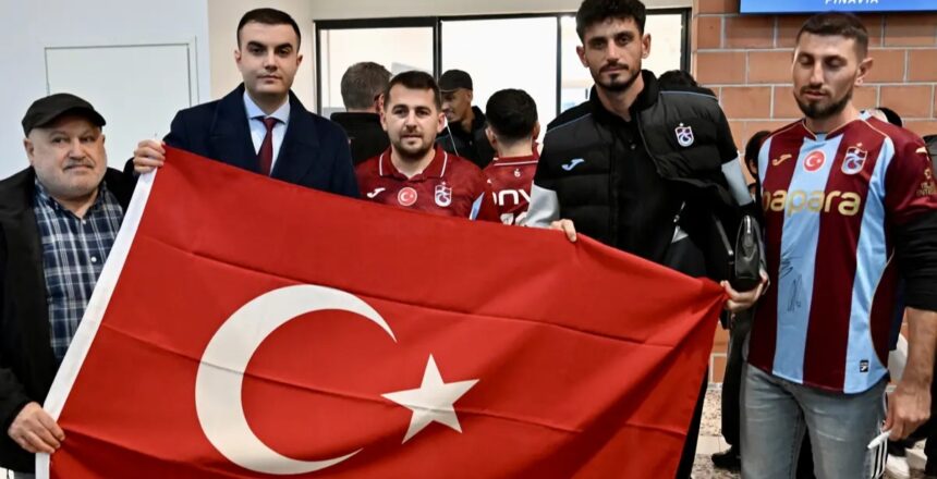 Trabzonspor’u Tempere’de taraftarları karşıladı