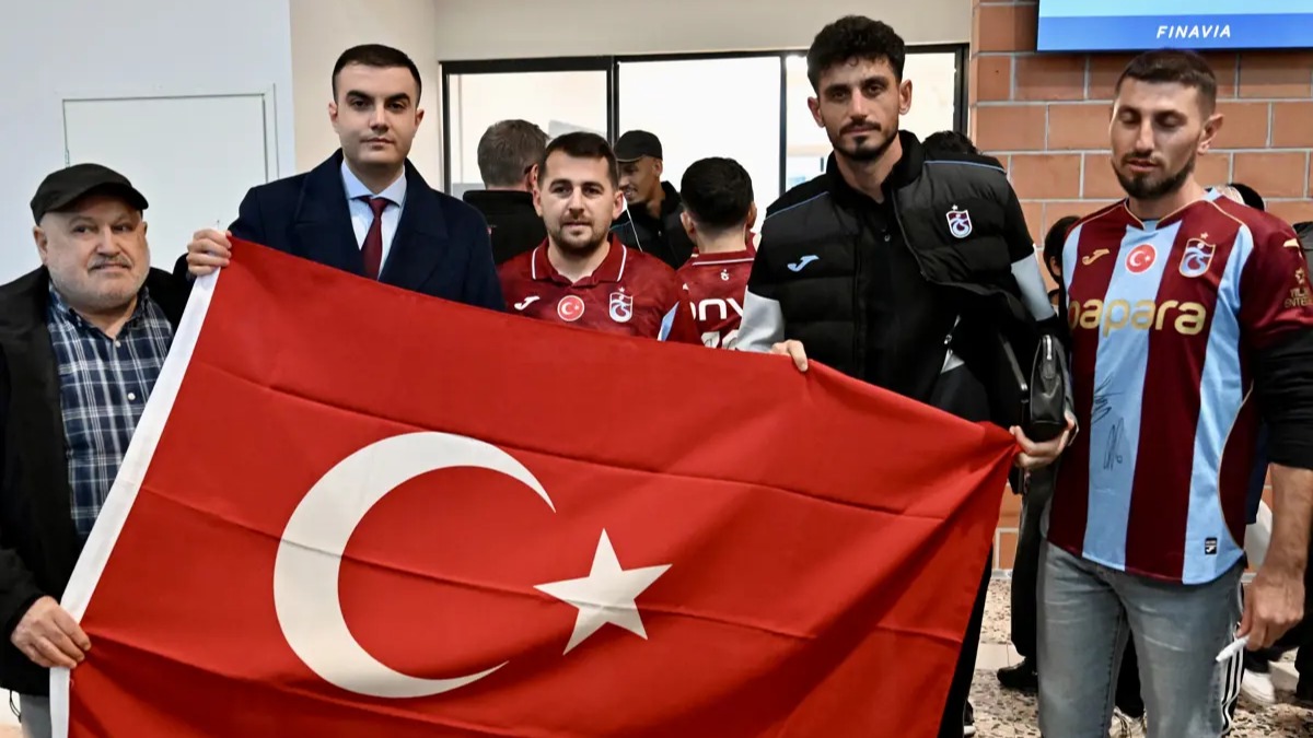 Trabzonspor’u Tempere’de taraftarları karşıladı
