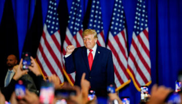 Trump’tan İran savaşı yorumu: “Çok hızlı bir şekilde sona erecek, petrol fiyatları düşecek”