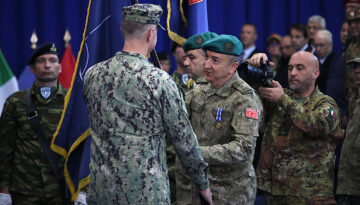 Türkiye, NATO’nun Kosova’daki Barış Gücü KFOR’un komutasını İtalya’ya devretti