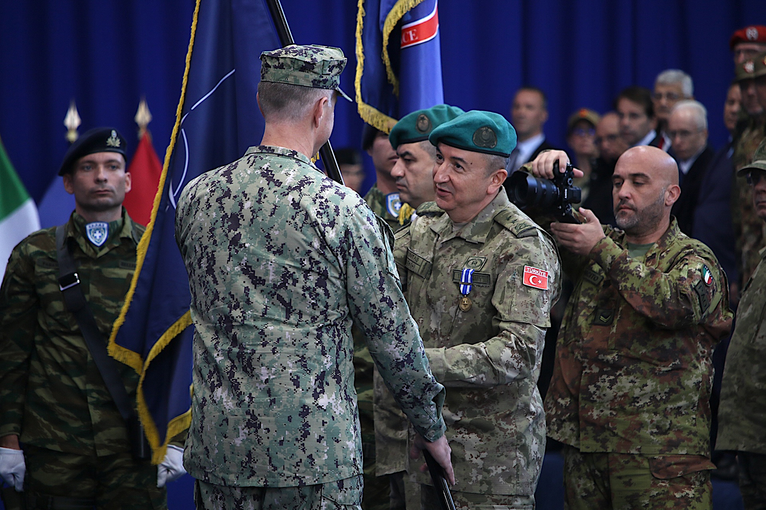 Türkiye, NATO’nun Kosova’daki Barış Gücü KFOR’un komutasını İtalya’ya devretti