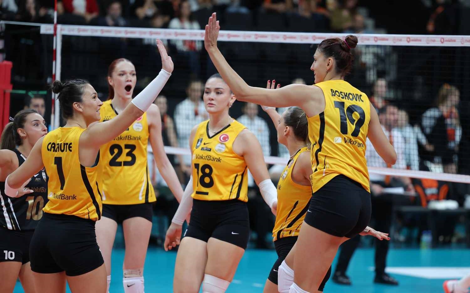 VakıfBank’tan Eczacıbaşı karşısında muhteşem geri dönüş
