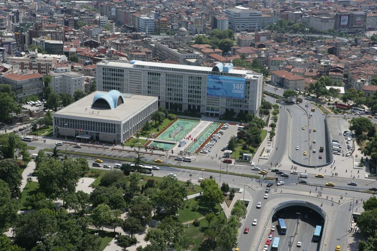 Vakıflar Genel Müdürlüğü’nden Saraçhane binası için başvuru