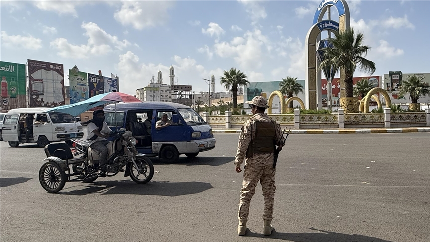 Yemen’de Husiler, Aden Uluslararası Havalimanı’nı hedef aldı
