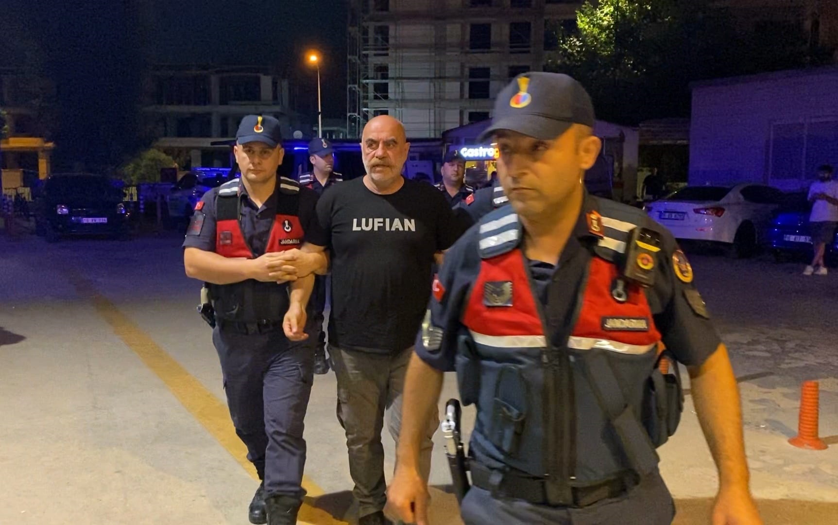Yönetmen Ezel Akay’ın uyuşturucu testi pozitif çıktı